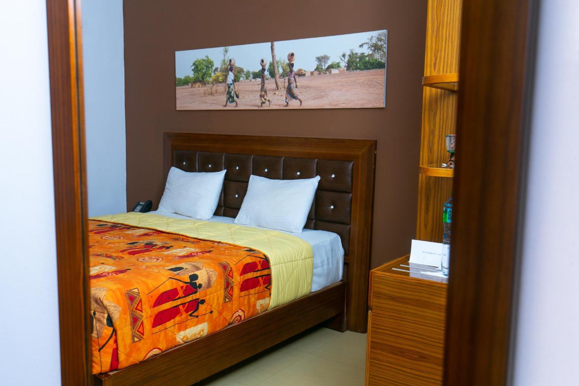 Wakola Hotel Cheikh Anta Diop Dakar Ngoại thất bức ảnh